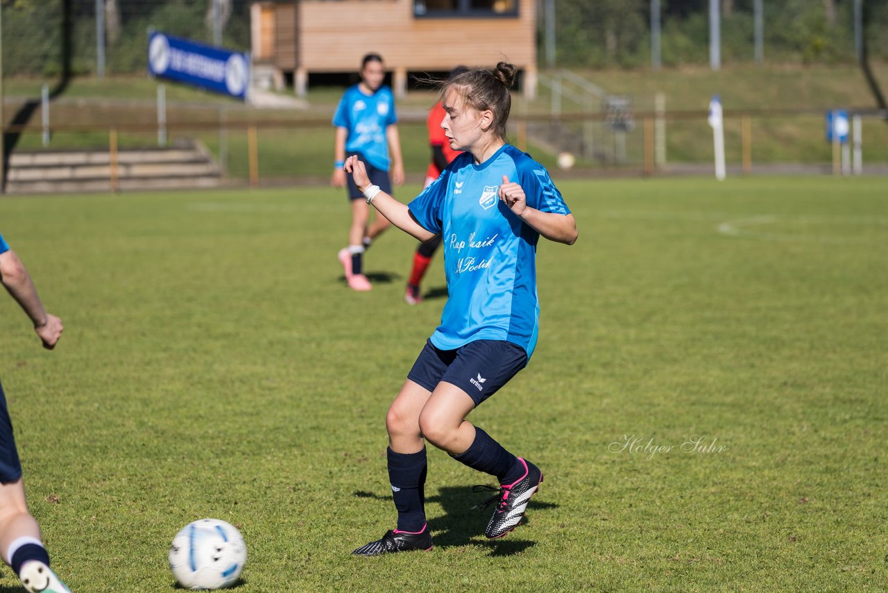 Bild 367 - wBJ TuS Rotenhof - Holstein Kiel : Ergebnis: 1:4